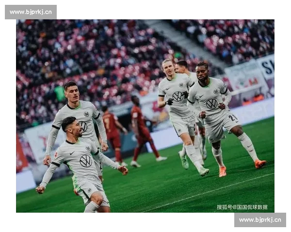 德甲多场激战比分揭晓豪门冷门并存赛季走势生变积分榜震荡加剧明显